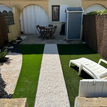 Appartement T2 Avec Son Rez De Jardin De 40 M2 5 Couchages 250M De La Plage Et 15Km De L'Arena Narbonne-Plage Kültér fotó